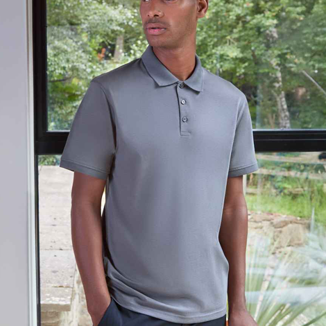 Kustom Kit: Elegancia y calidad para sus uniformes corporativos