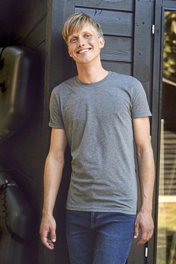 Camiseta de manga enrollable para hombre