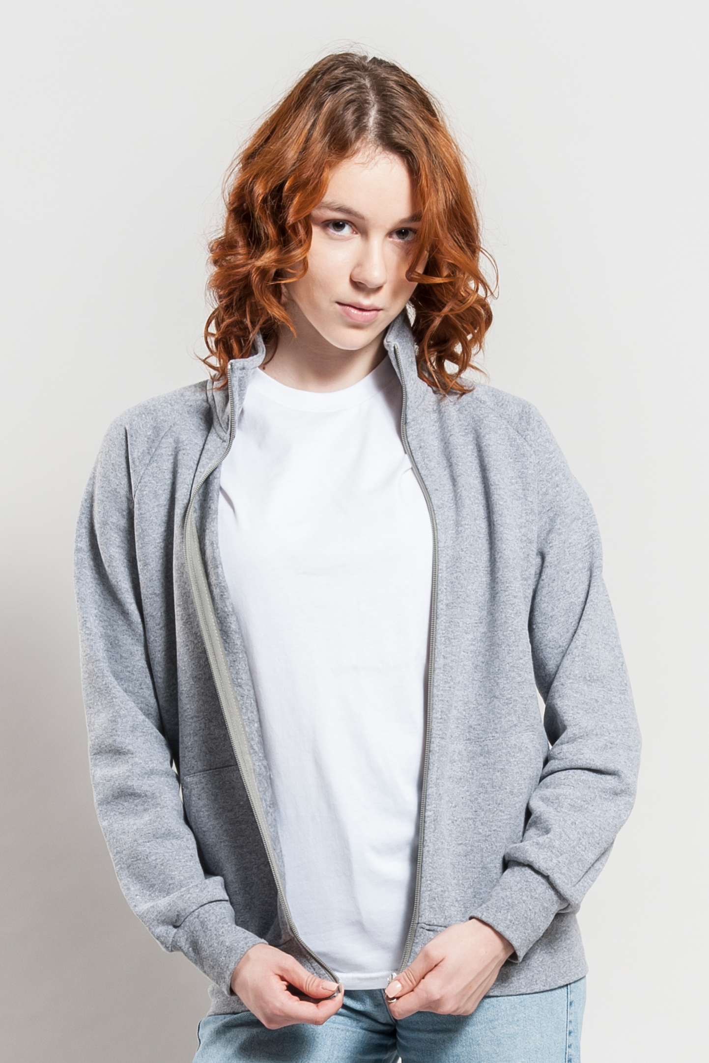 Sudadera de mujer con cremallera larga