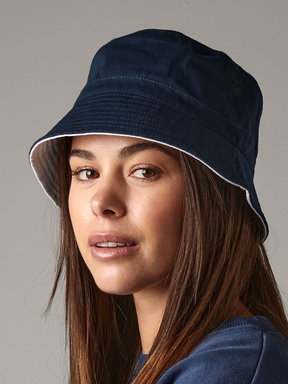 Sombrero de pescador reversible