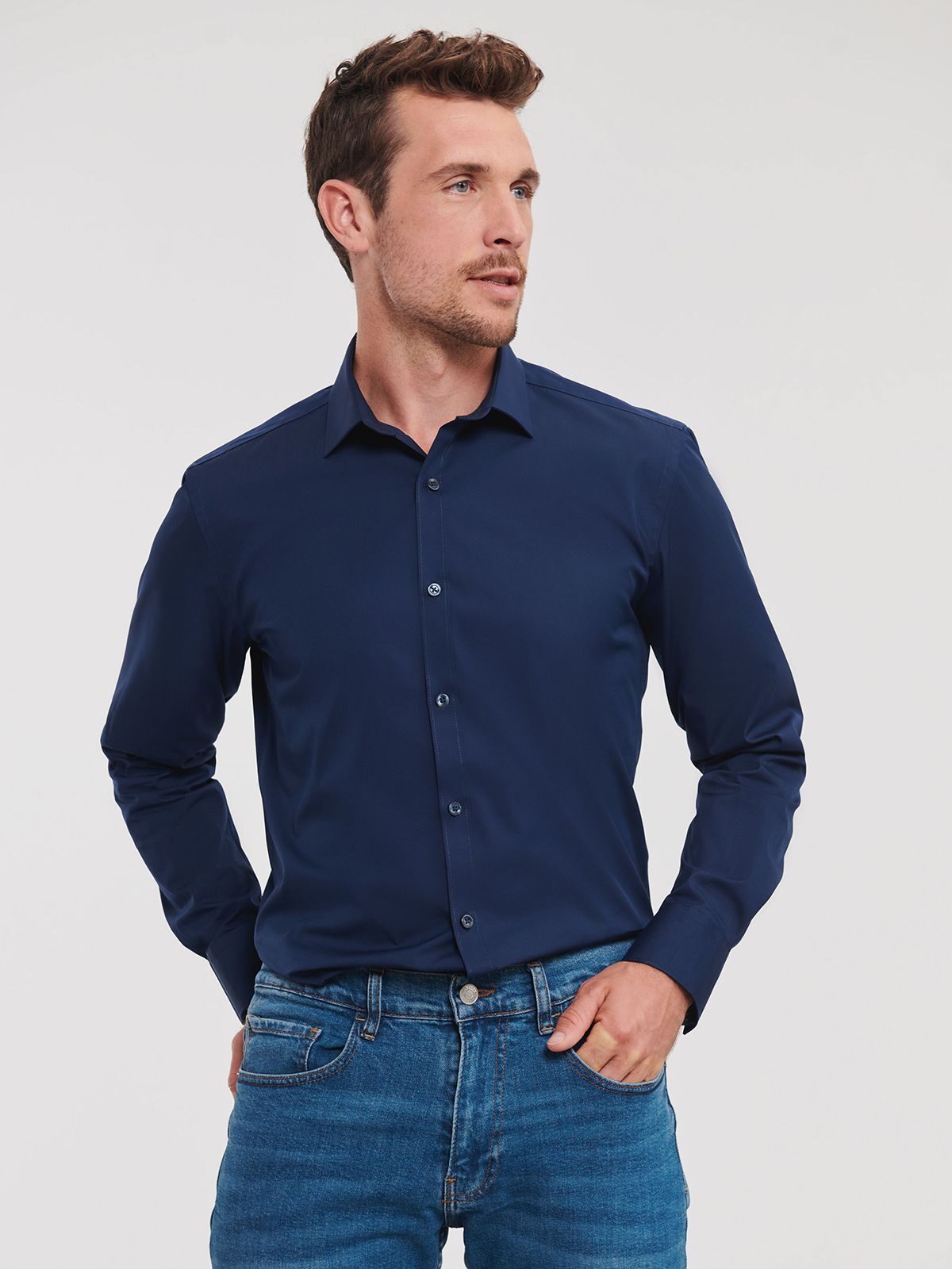 Camisa ajustada de manga larga para hombre con tejido elástico de máxima calidad.