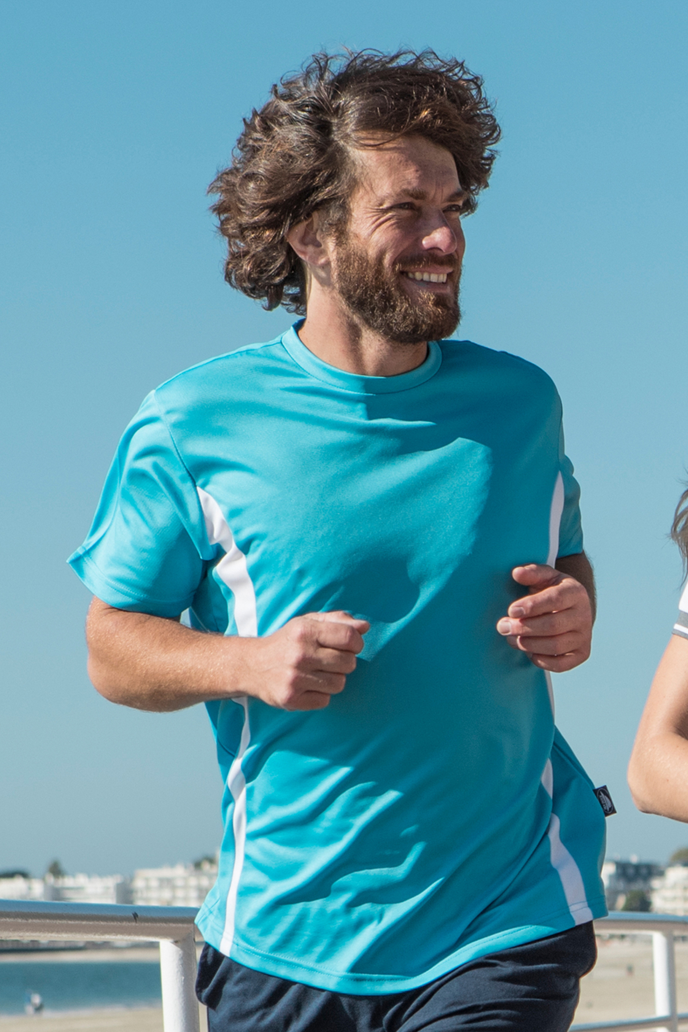 Camiseta deportiva con contraste M/C 100% poliéster 140 gr/m2 Azul/Blanco S