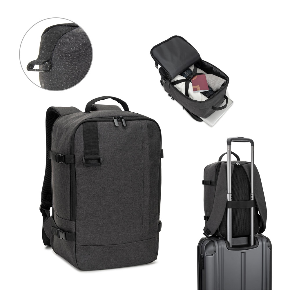 CIES. Mochila fabricada en poliéster reciclado de alta densidad 600D. Diseñada para cumplir con los requisitos de tamaño de las aerolíneas.