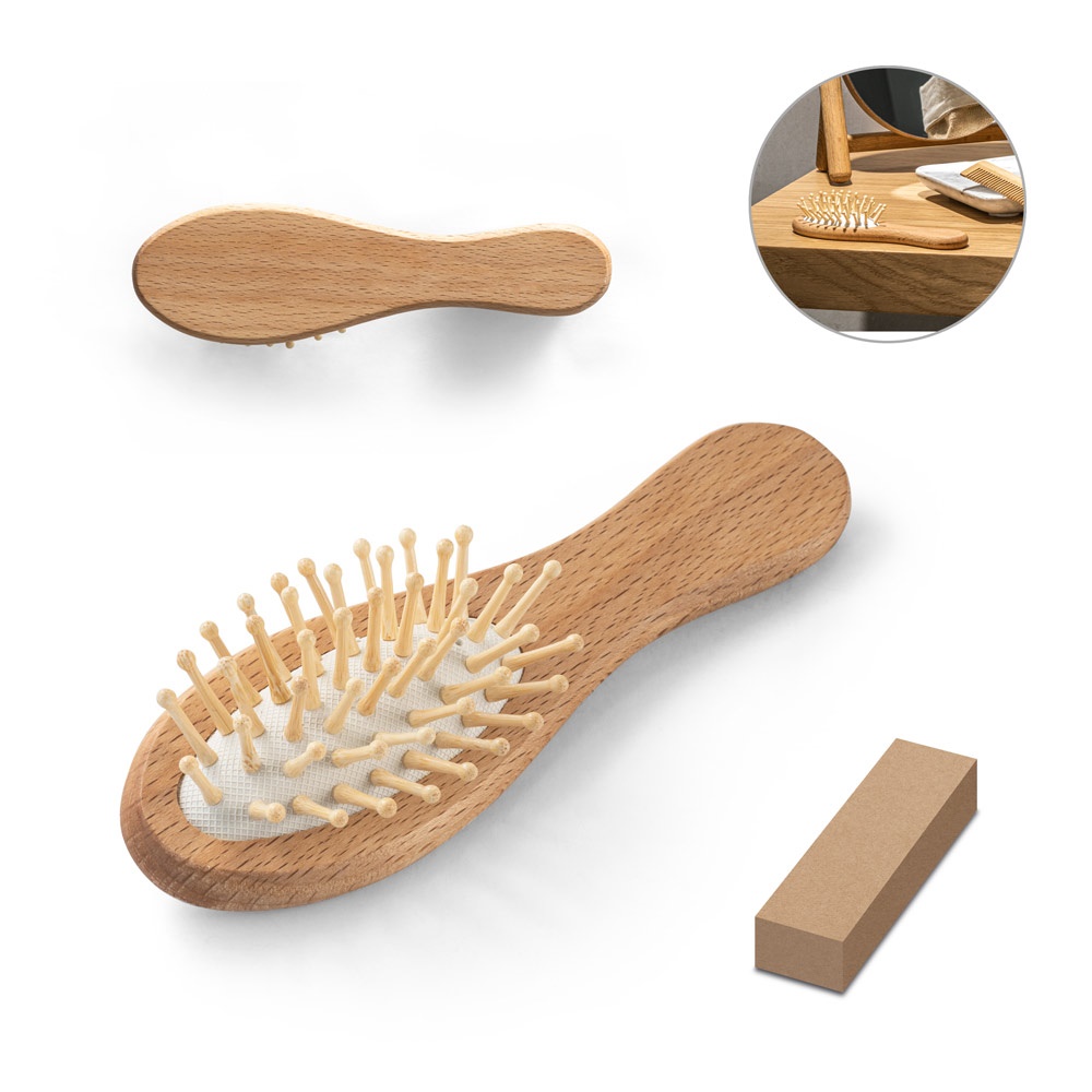 DERN. Cepillo de madera con cerdas de bambú.