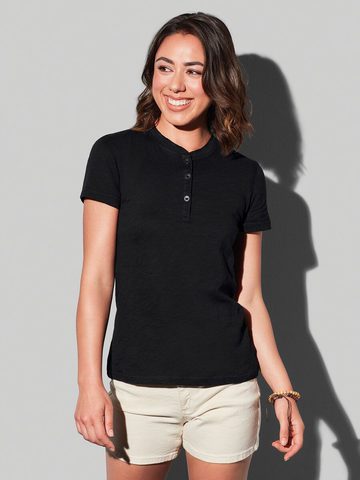 Camiseta de Sharon Henley con textura irregular
