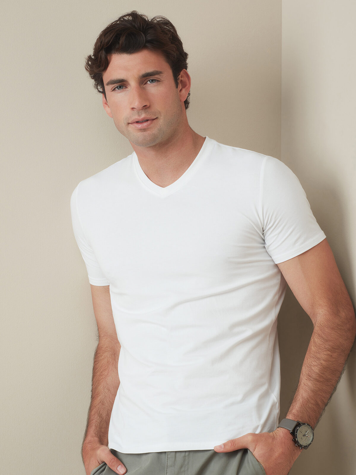 Cuello en V elástico