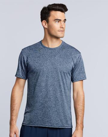 Camiseta de rendimiento básico